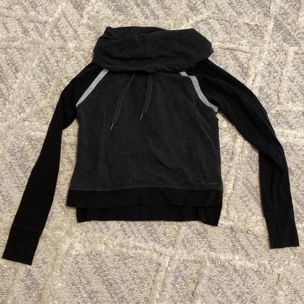 Sweaty Betty grey sweatshirt